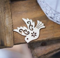 tamara-menzi-93235-unsplash